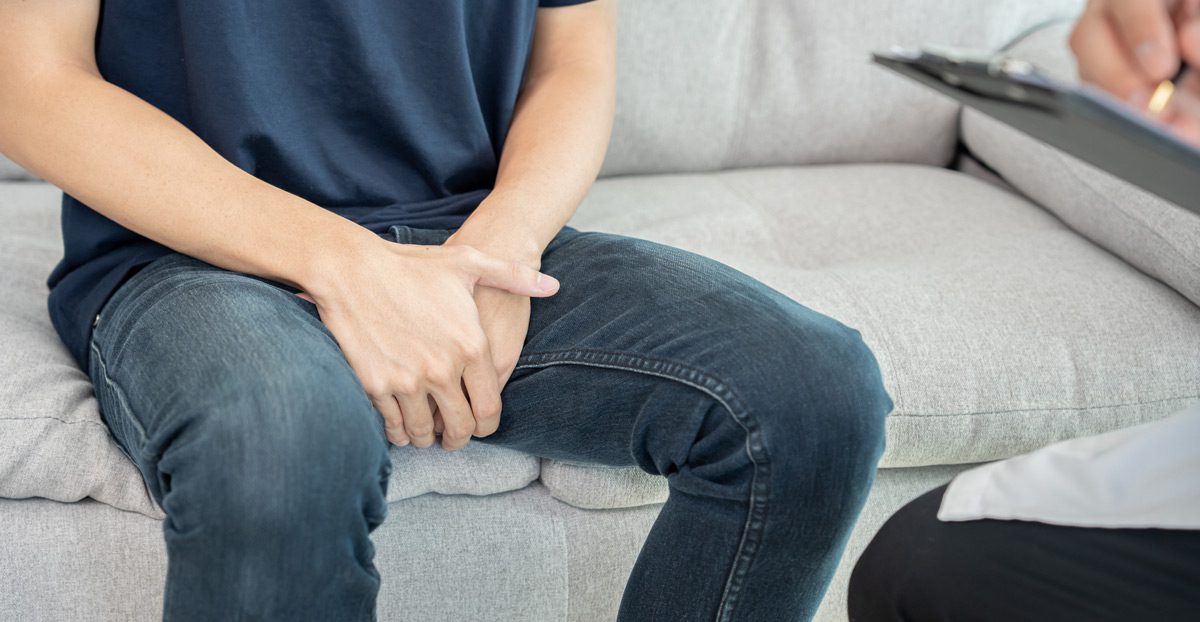 Male-patient-showing-discomfort-in-the-groin-area